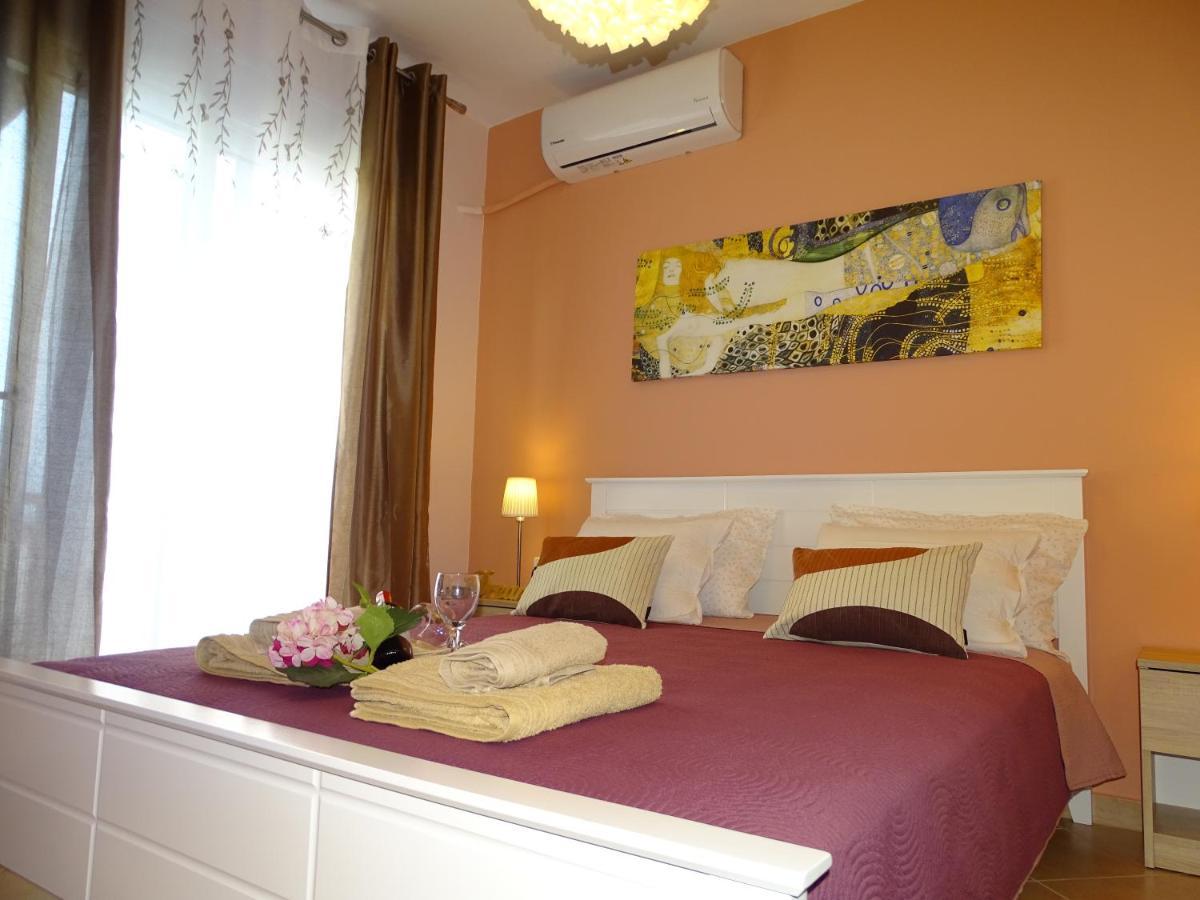 Appartement Bella Casa à Néa Péramos Extérieur photo