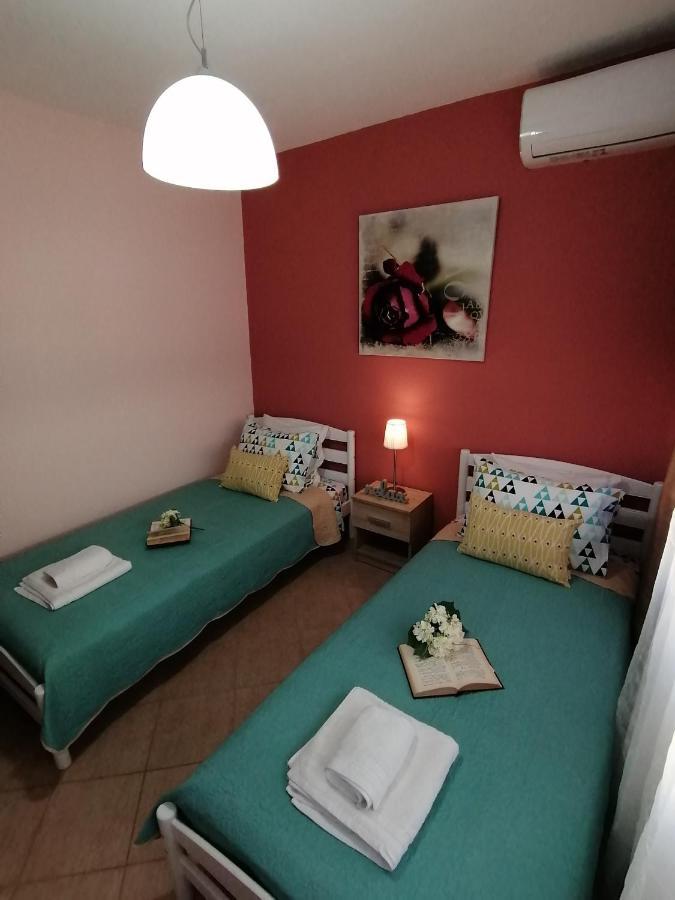 Appartement Bella Casa à Néa Péramos Extérieur photo