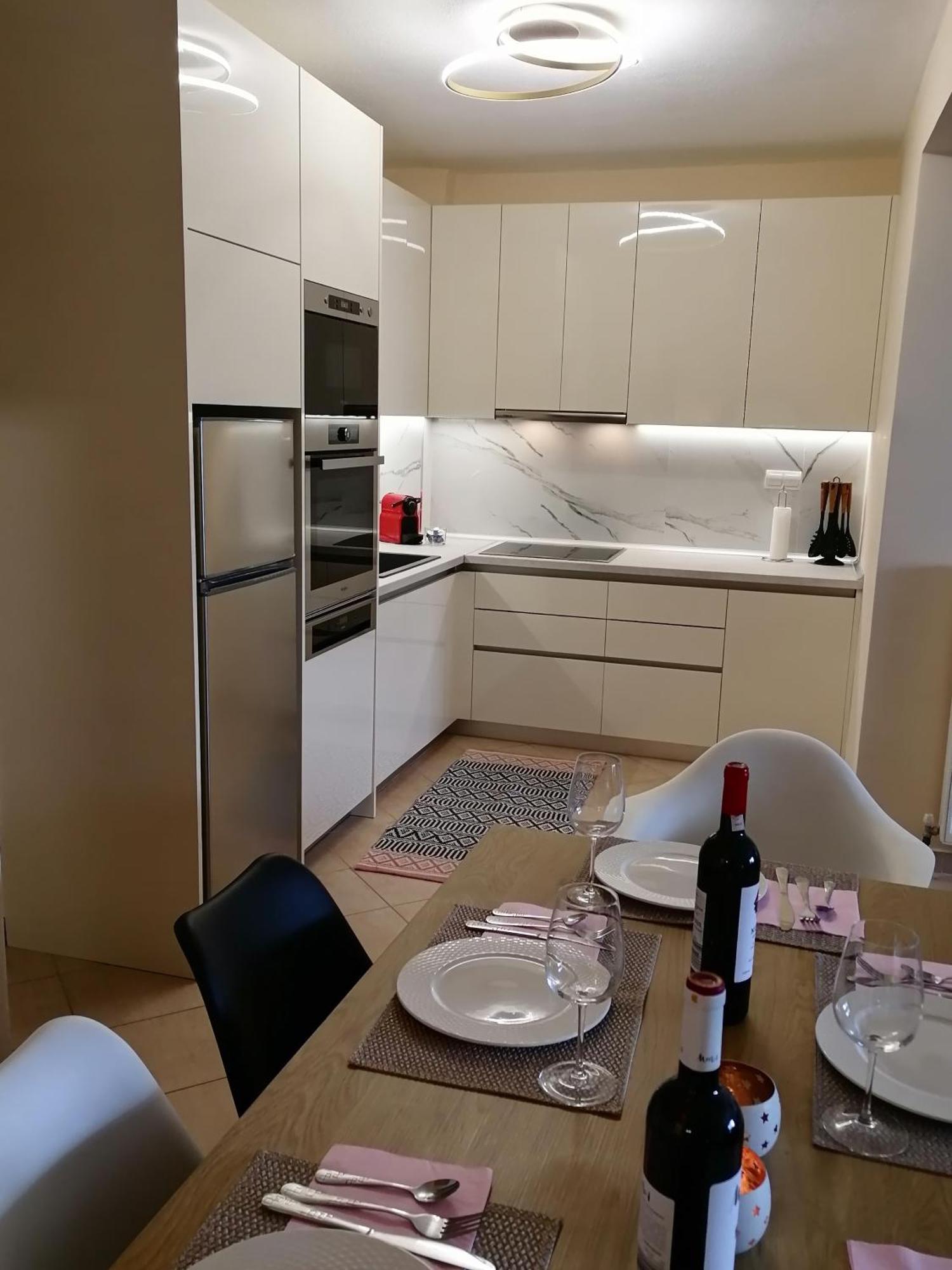 Appartement Bella Casa à Néa Péramos Extérieur photo